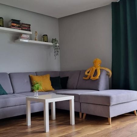 Apartament Z Zolta Osmiornica Appartamento Danzica Esterno foto